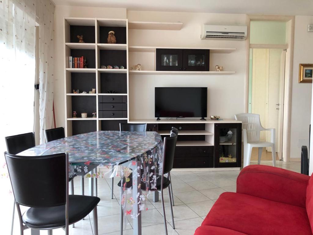 International Seaview Apartments Lignano Sabbiadoro Ngoại thất bức ảnh