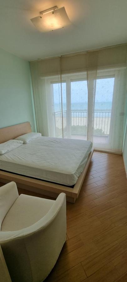 International Seaview Apartments Lignano Sabbiadoro Ngoại thất bức ảnh