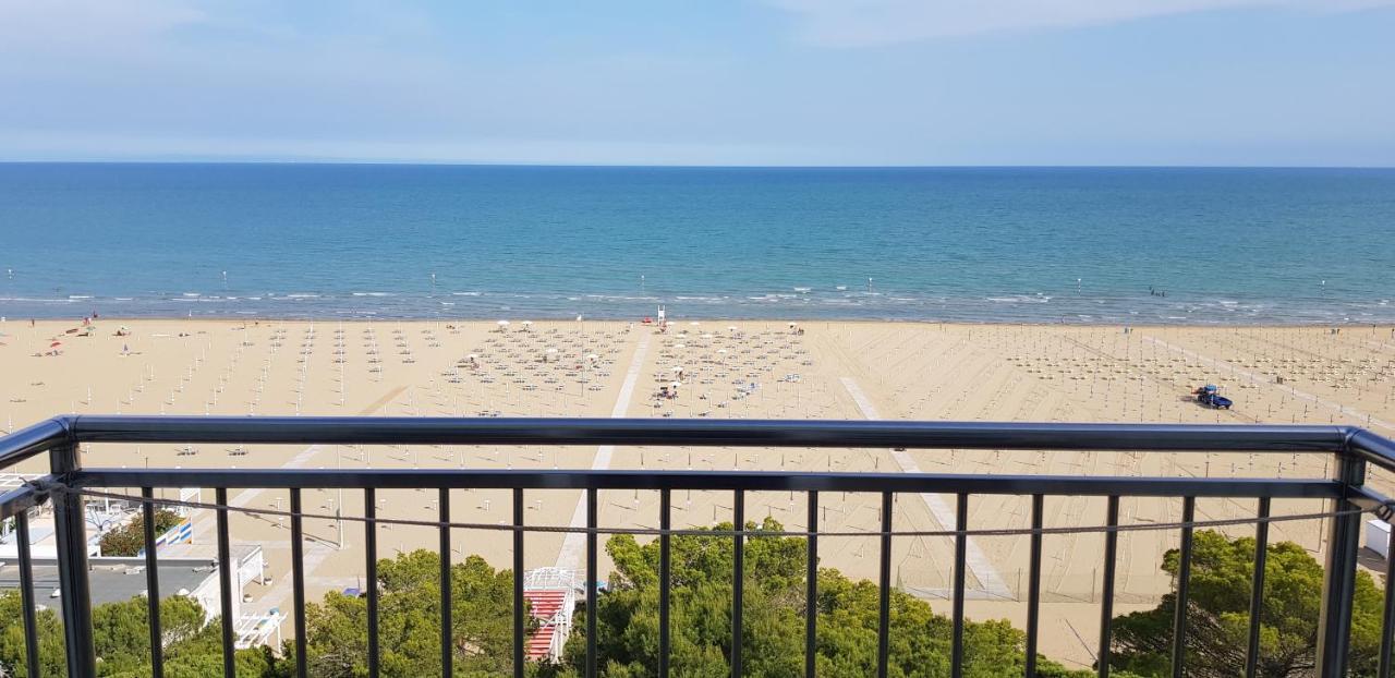 International Seaview Apartments Lignano Sabbiadoro Ngoại thất bức ảnh