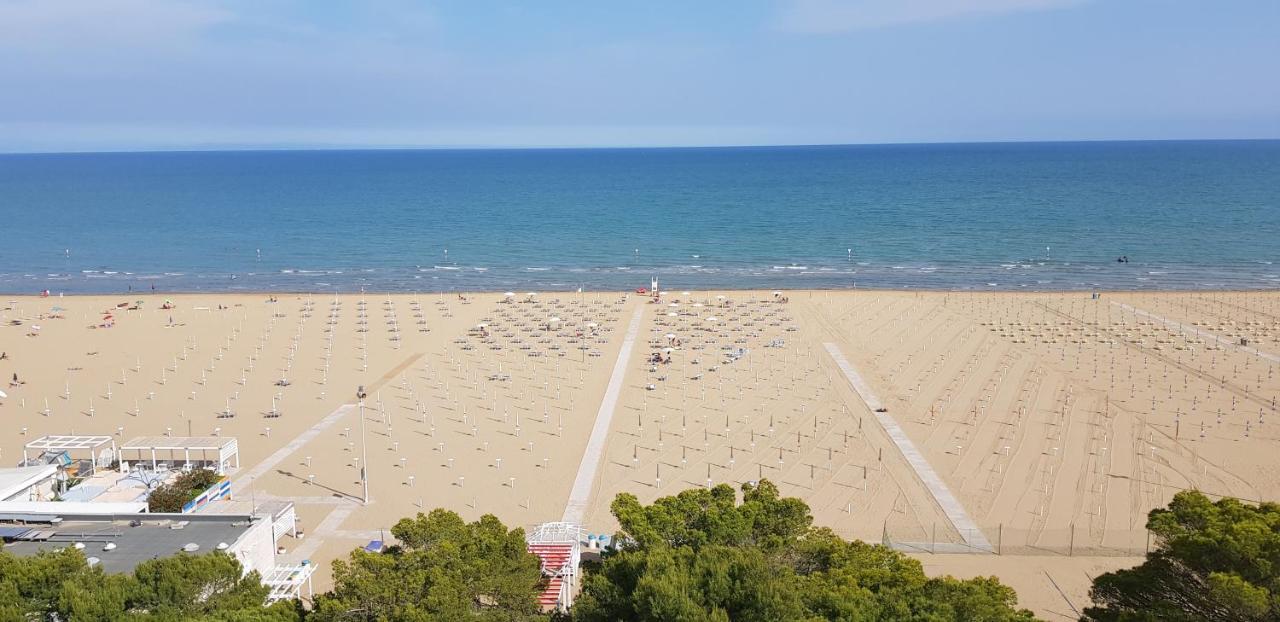 International Seaview Apartments Lignano Sabbiadoro Ngoại thất bức ảnh